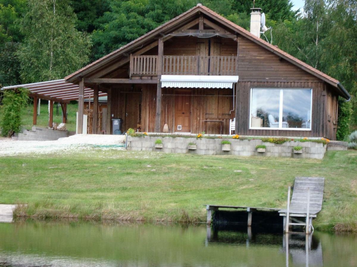 Lieux-Au-Lac Augignac Exterior foto